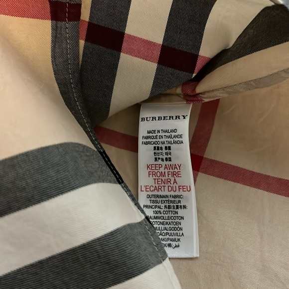 Authentic Burberry Check long sleeve button down shirt size 2Y - Picture 6 of 7